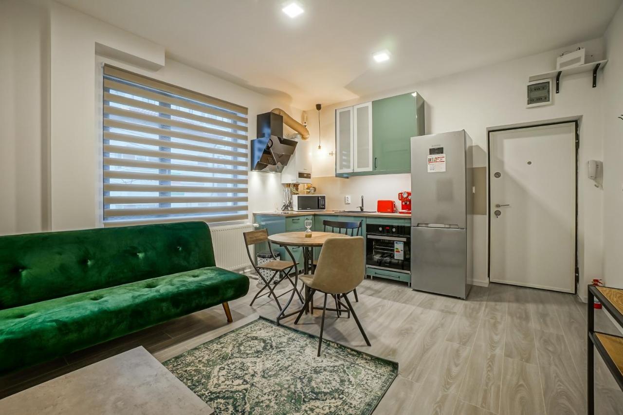 بوخارست Bright Apartments Moments Away From Herastrau Park, Mall And Metro المظهر الخارجي الصورة