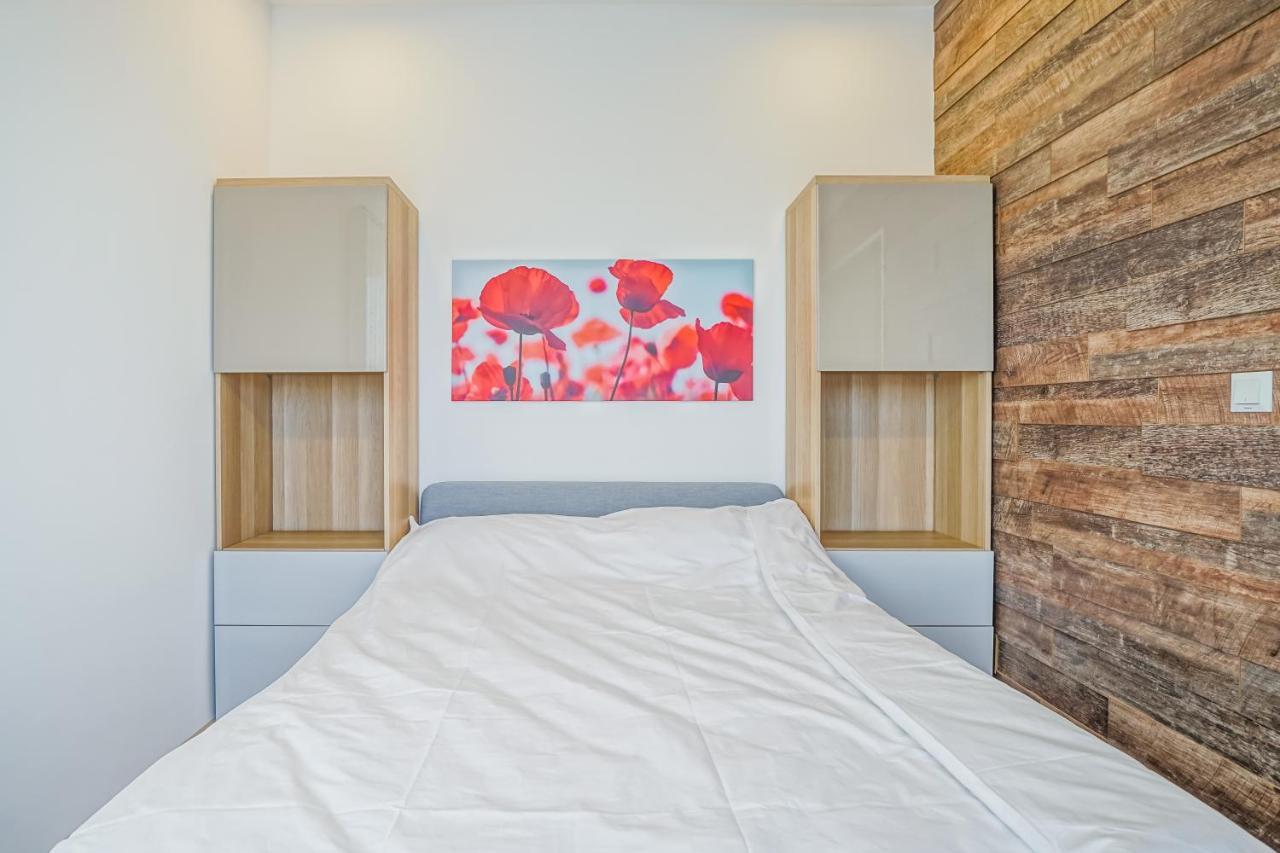 بوخارست Bright Apartments Moments Away From Herastrau Park, Mall And Metro المظهر الخارجي الصورة
