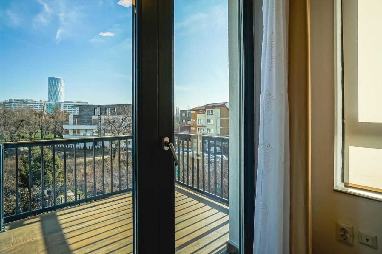 بوخارست Bright Apartments Moments Away From Herastrau Park, Mall And Metro المظهر الخارجي الصورة