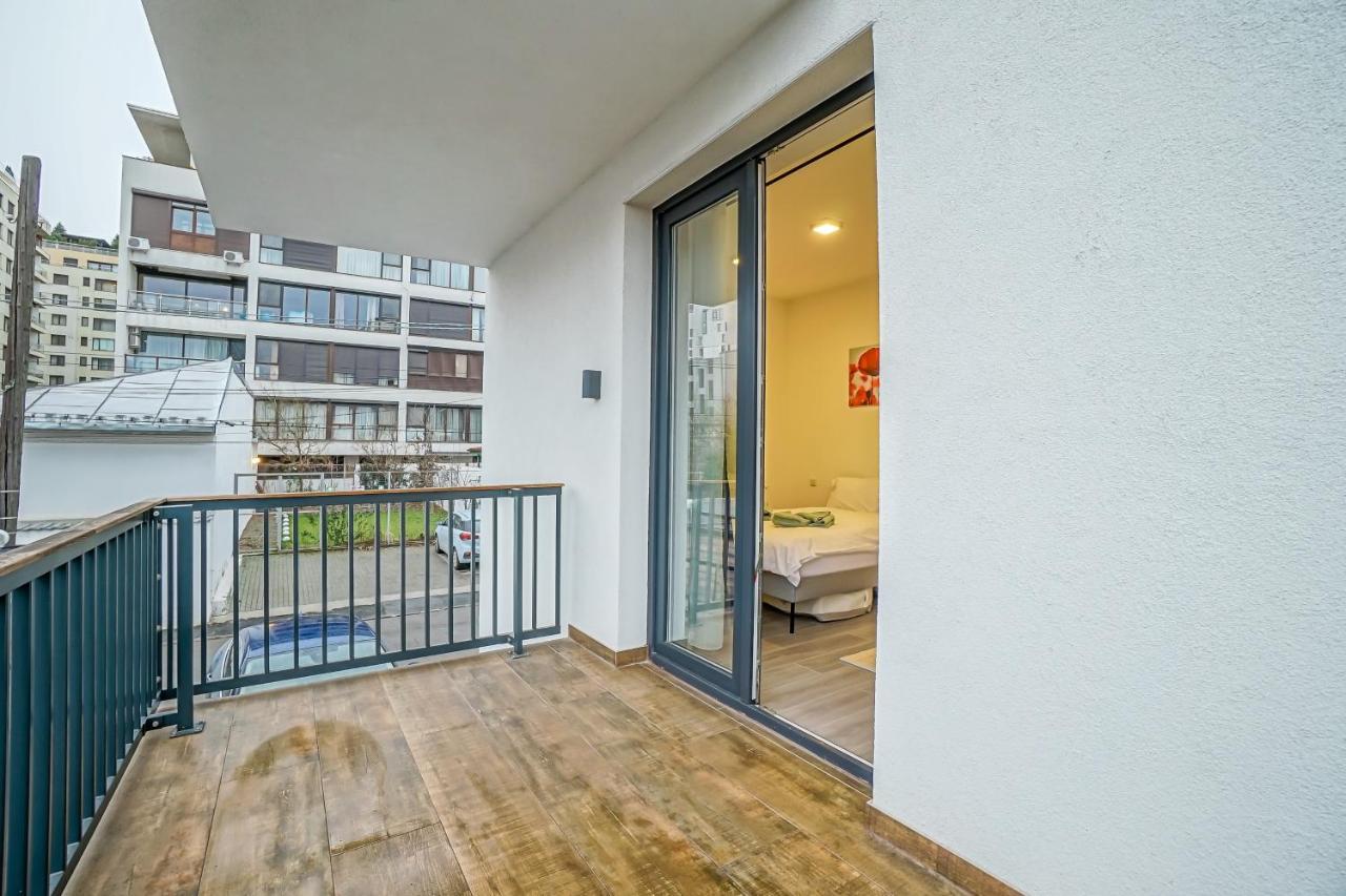 بوخارست Bright Apartments Moments Away From Herastrau Park, Mall And Metro المظهر الخارجي الصورة