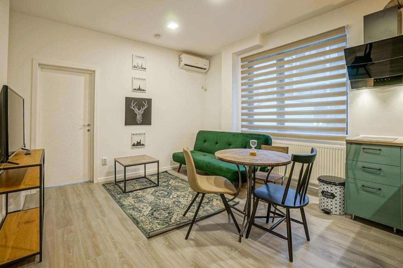 بوخارست Bright Apartments Moments Away From Herastrau Park, Mall And Metro المظهر الخارجي الصورة