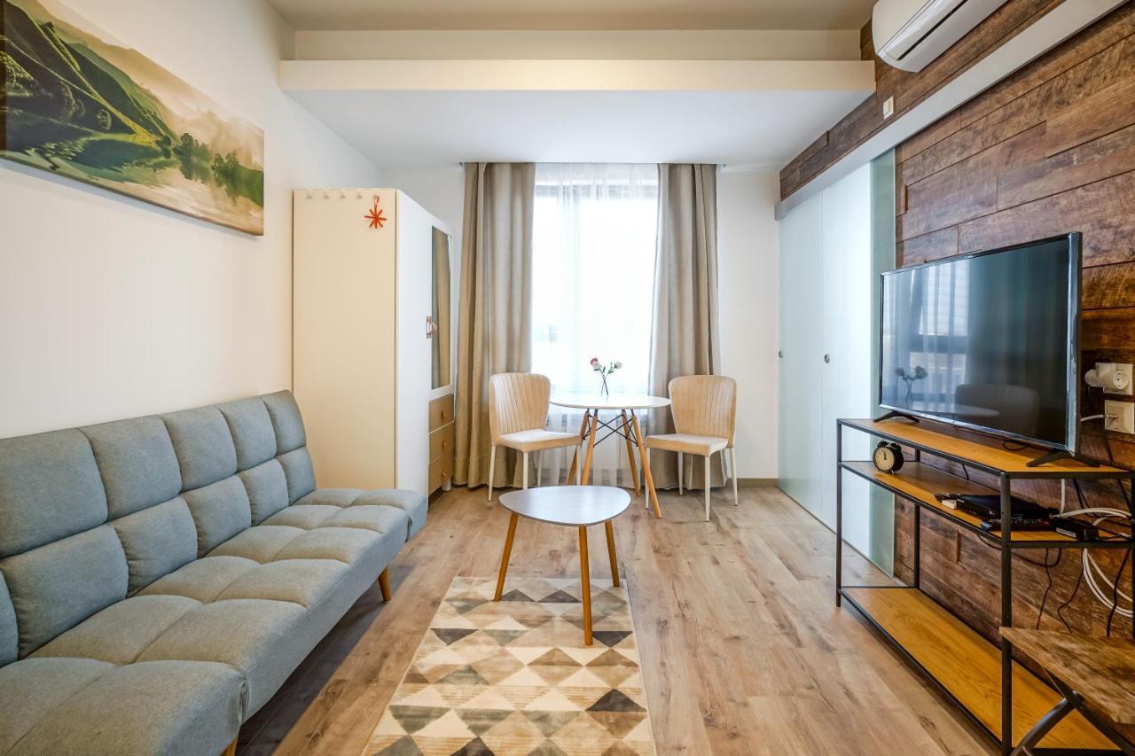 بوخارست Bright Apartments Moments Away From Herastrau Park, Mall And Metro المظهر الخارجي الصورة